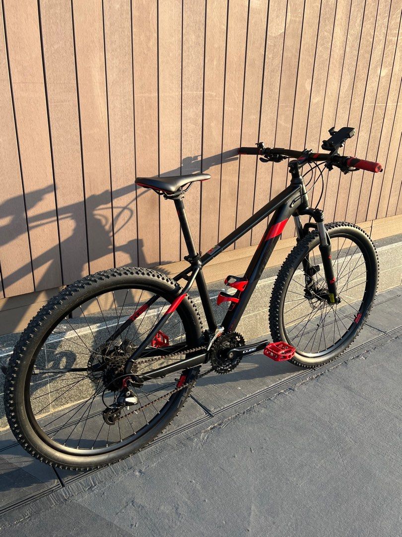 Cube aim hotsell black red