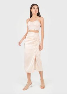 (Category: ) located in . Submitted by stylepalette (Listing ID 1288747712, Image 1). Description: .