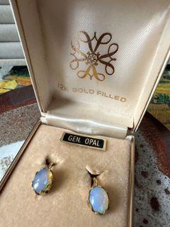 中古蛋白石耳環 Vintage 12k gold filled opal screw back earrings64205548764034110
