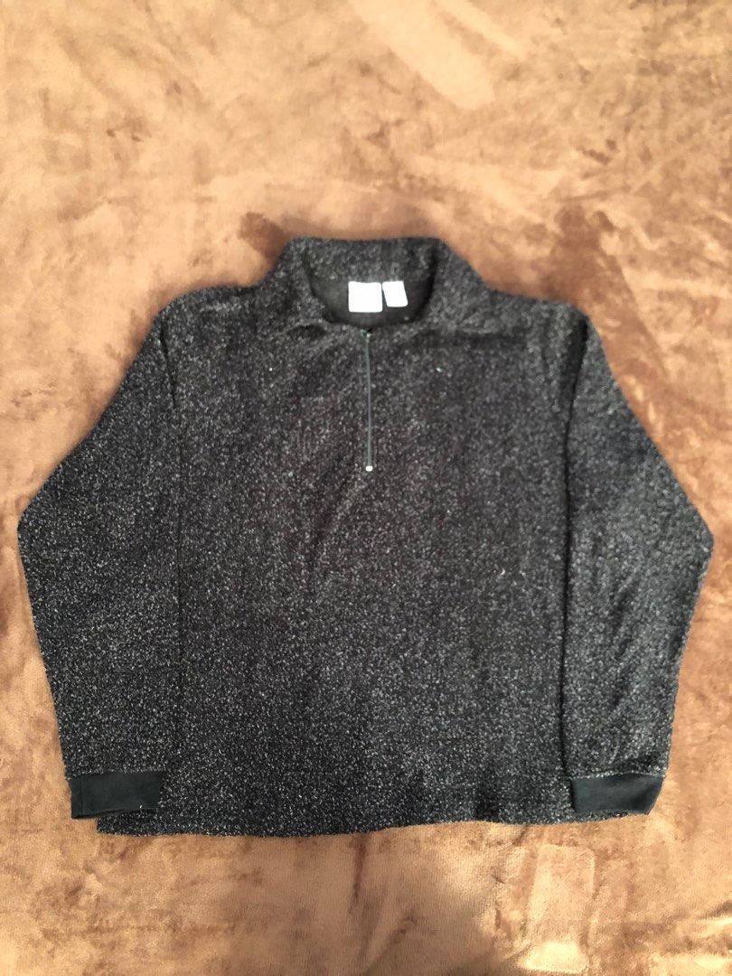 Active Quarter Zip Wool type (Category: Coats, Jackets and Outerwear) located in Tuguegarao City. Submitted by louphi (Listing ID 1288805339, Image 2). Description: Active Quarter Zip Wool type Size XL 24x28 Color rate 9/10 Condition 9/10.