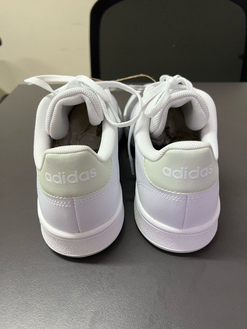 Adidas neo advantage sale clean vs stan smith