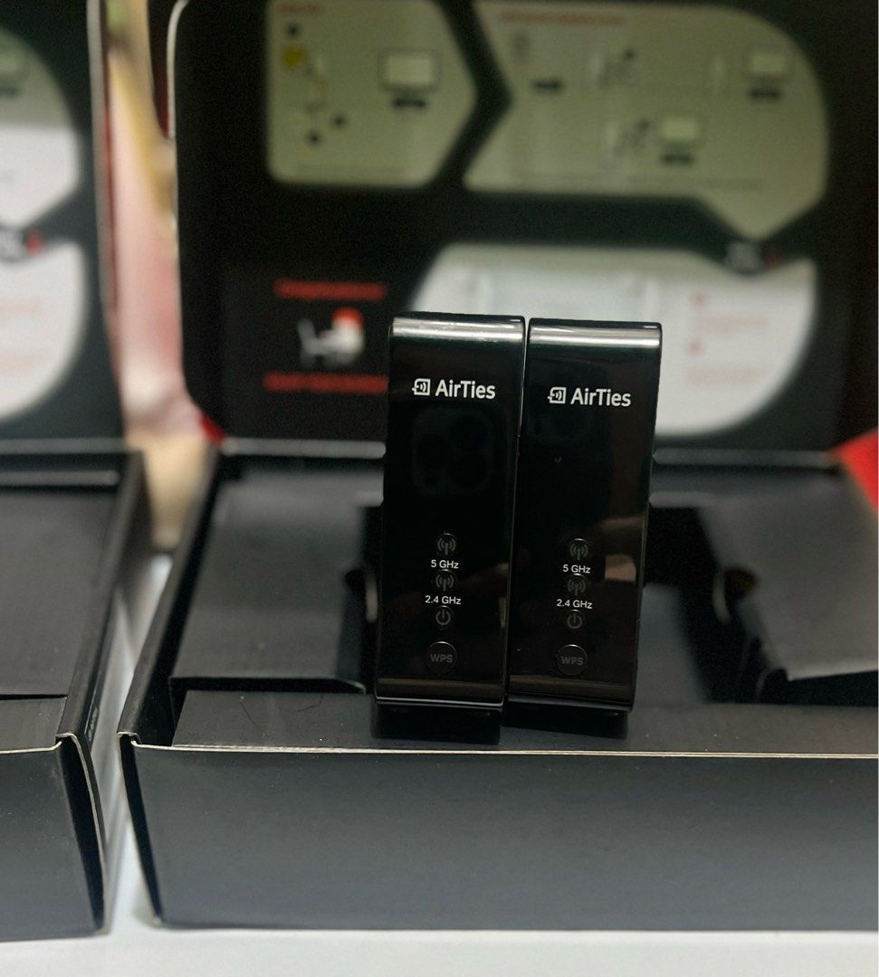 Airties Wifi Mesh Air 4920 / 2 pair (Category: Networking) located in Imus. Submitted by whindyonline (Listing ID 1287218616, Image 3). Description: Still good condition slightly used with complate accessories. .