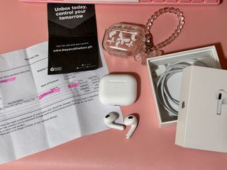 Apple Airpods 3rd Gen with Lightning Cable