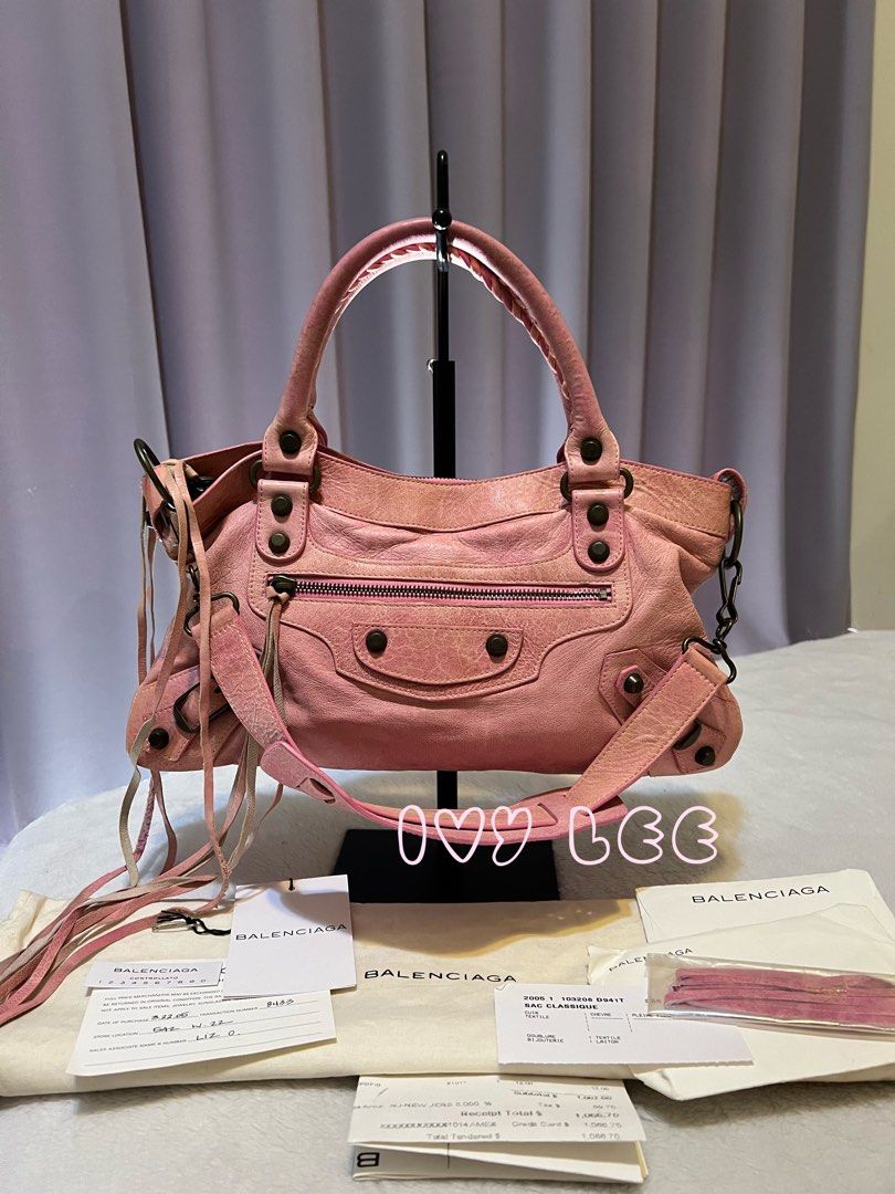 Balenciaga 103208 store