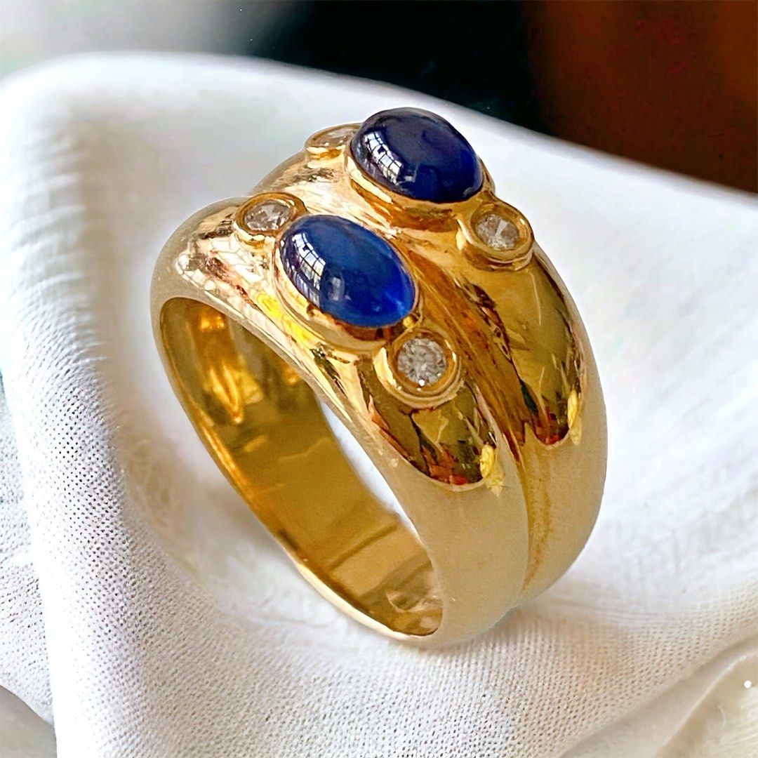 Golden sapphire ring sales