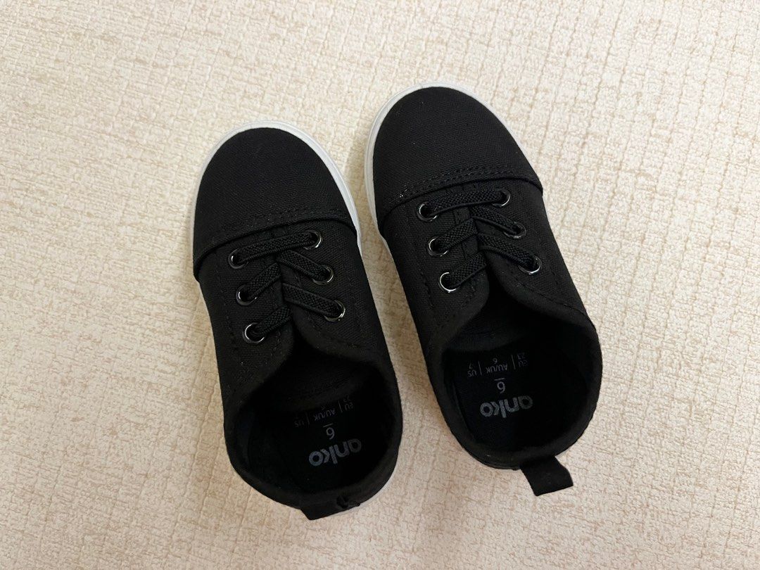 Black canvas shoes kmart 2025