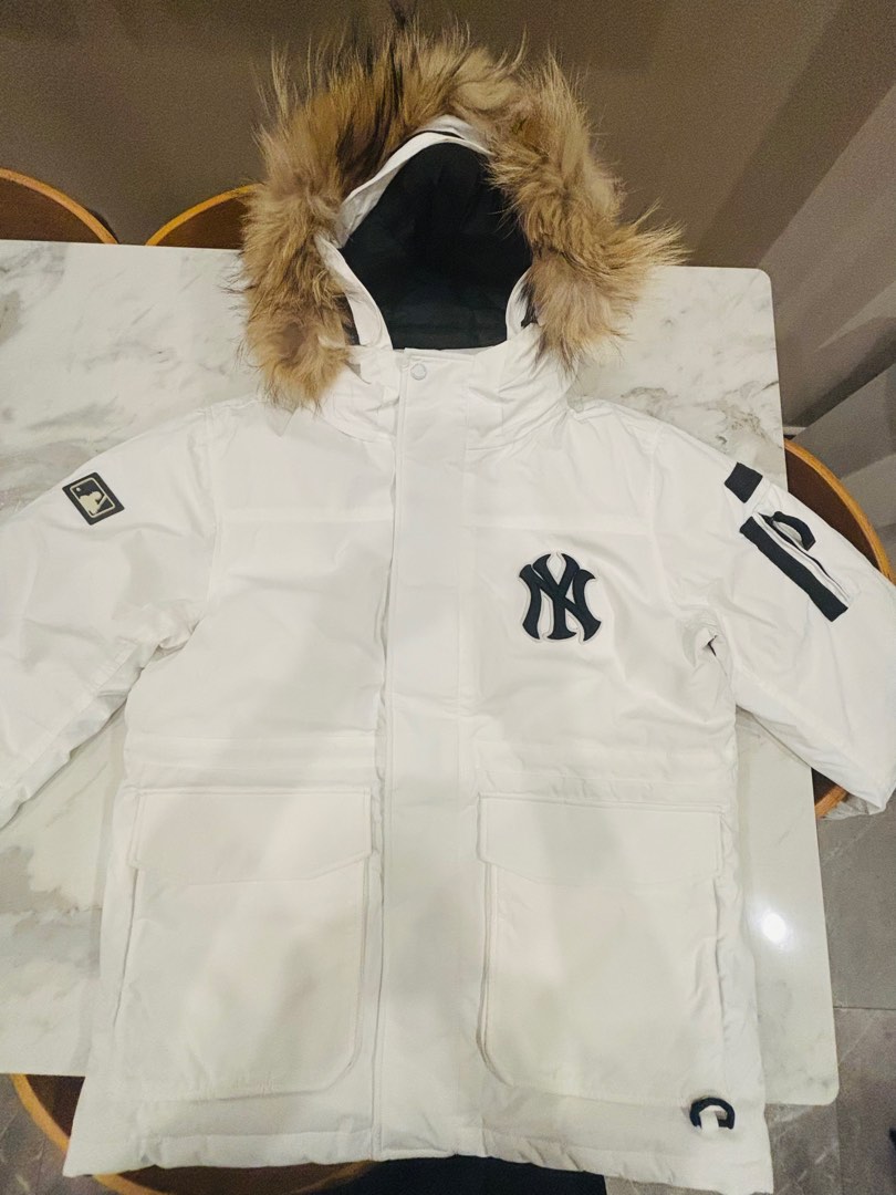 Champion puffer winter jacket in white Men s Fashion Coats