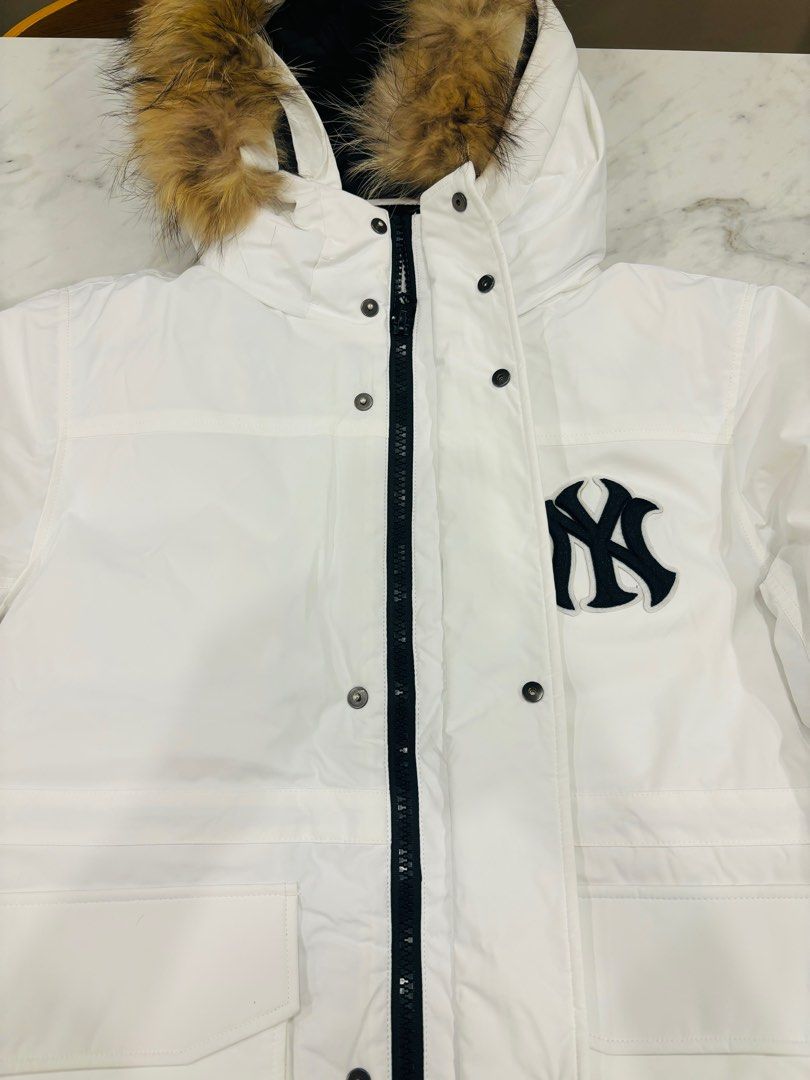 White champion puffer clearance jacket