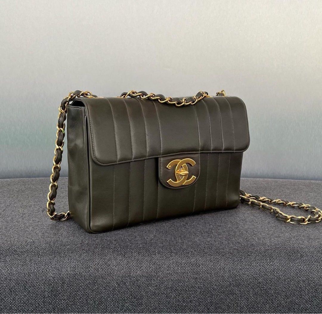 Vintage chanel jumbo single flap 2025