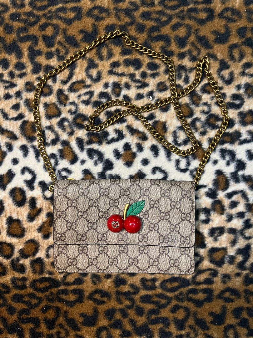 Gucci 481291 sales