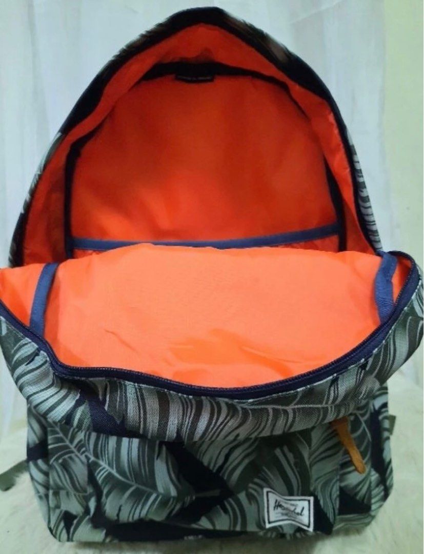 HERSCHEL LITTLE AMERICA BLACK PALM CLASSIC BACKPACK Men s Fashion Bags Backpacks on Carousell
