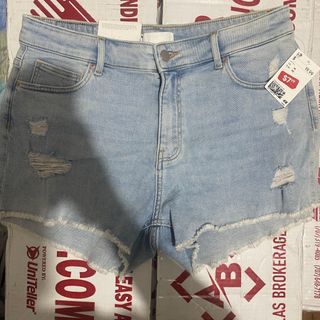 (Category: ) located in . Submitted by elipots (Listing ID 1288868168, Image 1). Description: .