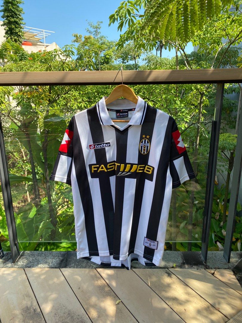 Juventus 2001 jersey online