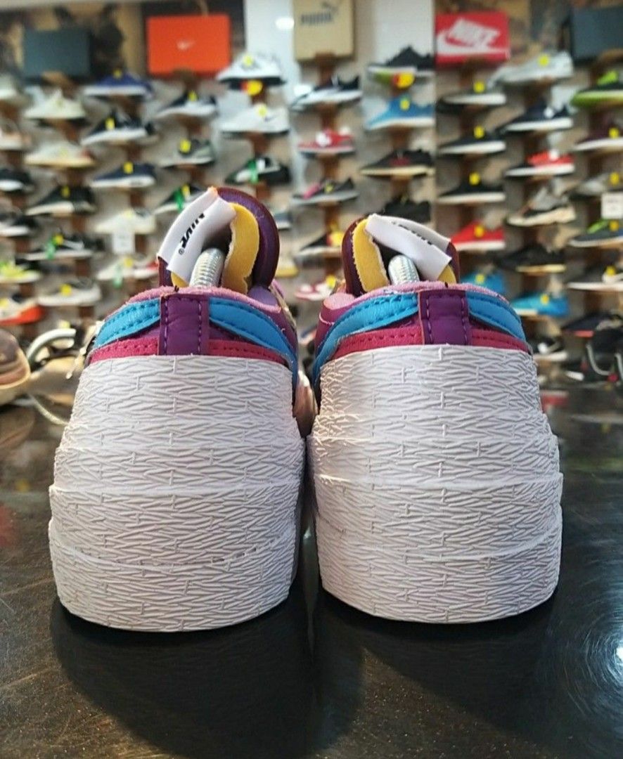 Nike kawas hotsell