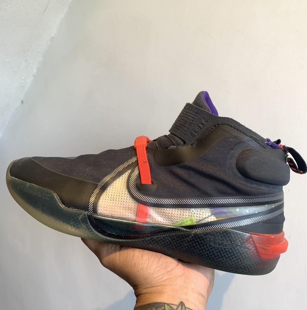 Kobe ad discount size 9.5
