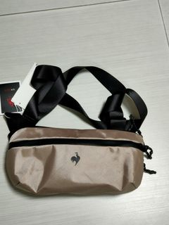 （分類：）位於 。 由 coffeeshop71 提交（商品編號 1288784376，圖片 1）。簡介： 。