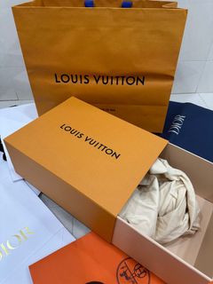 (Category: ) located in . Submitted by yjsstore (Listing ID 1288802348, Image 1). Description: .