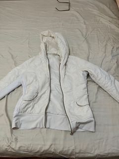 Lululemon winter jacket with issues  on the hood needs few stitches