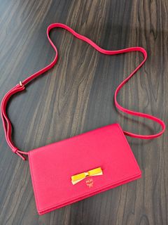 Mcm wallet sales on chain sale