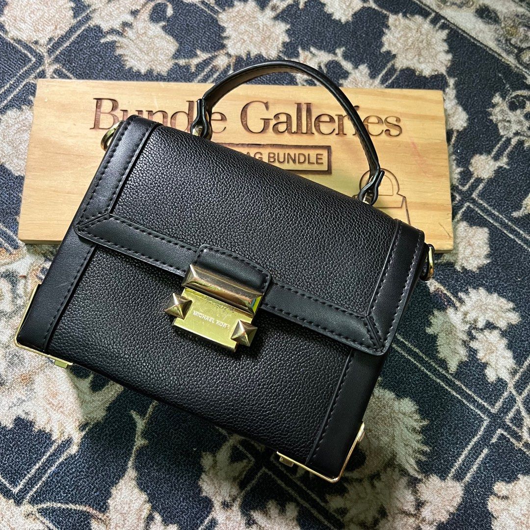 Michael kors jayne trunk