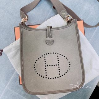 （分類：）位於 。 由 aileluxury 提交（商品編號 1288766173，圖片 1）。簡介： 。