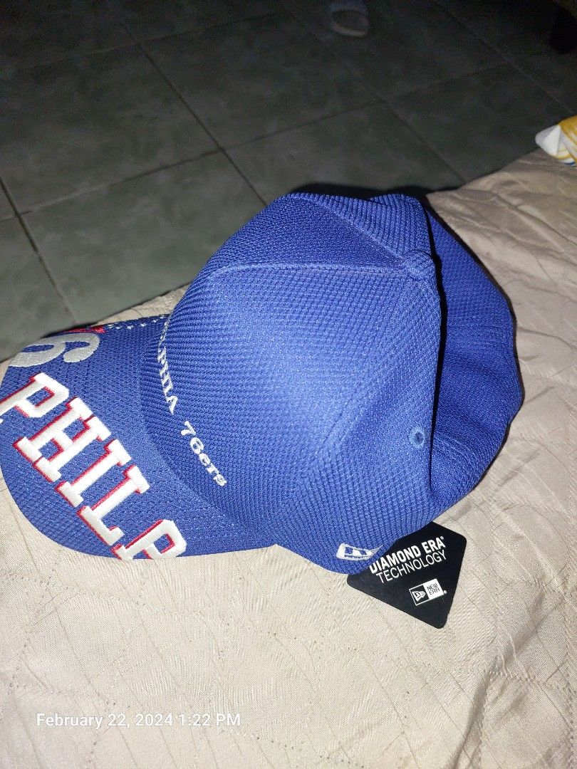 New era, Men's Fashion, Watches & Accessories, Caps & Hats on Carousell