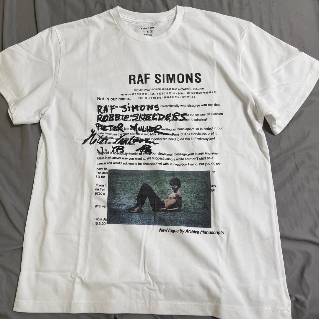 New Vogue X Raf simons T-shirt Size 3, 男裝, 上身及套裝, T-shirt ...