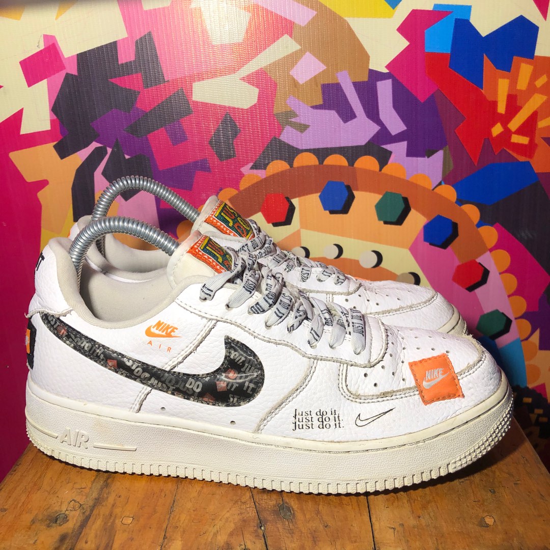 Nike Air Force '07 PRM' Just Do It size 40, Fesyen Pria, Sepatu