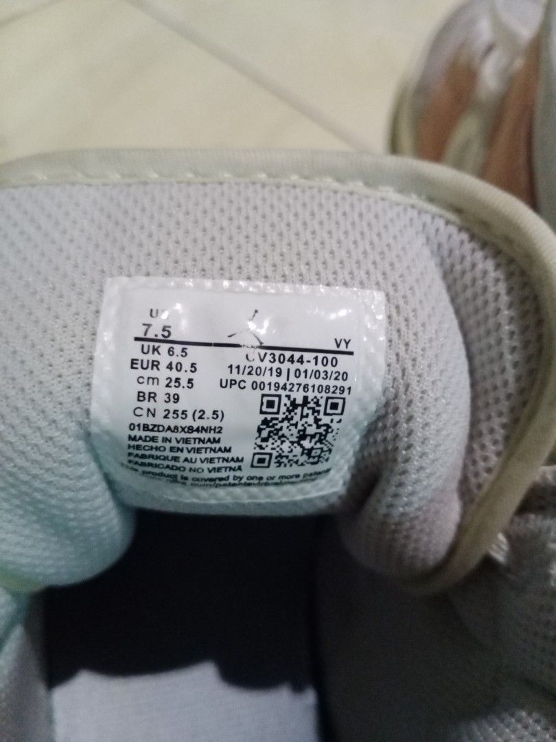 beli nike air jordan original