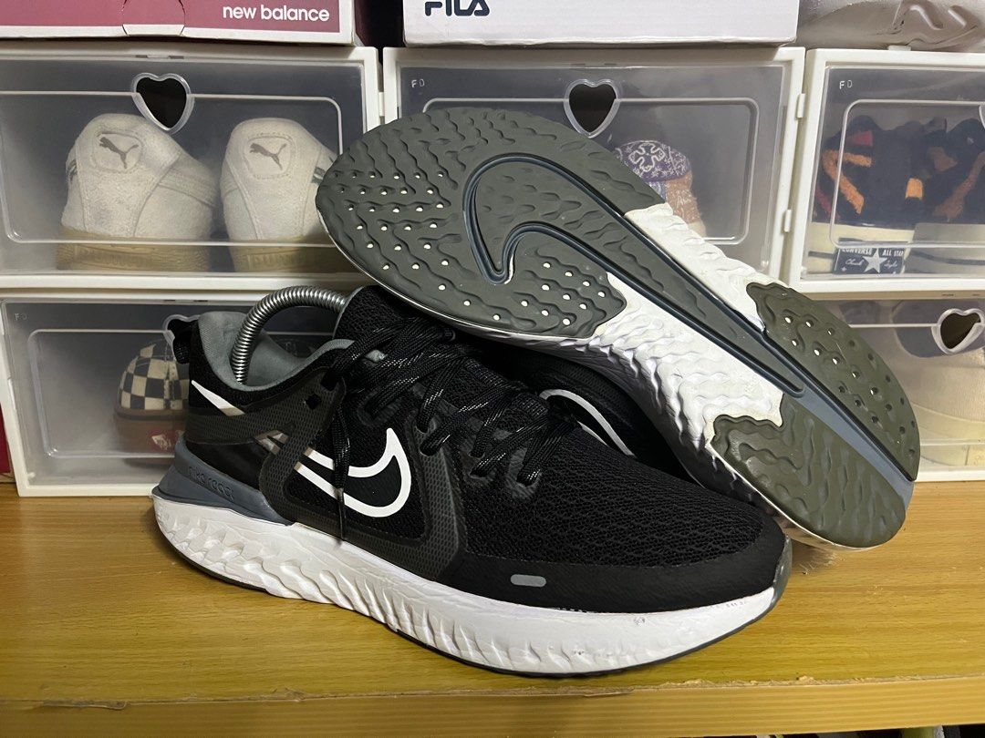 Nike women's legend react 2 running shoes - black/grey/pink hot sale
