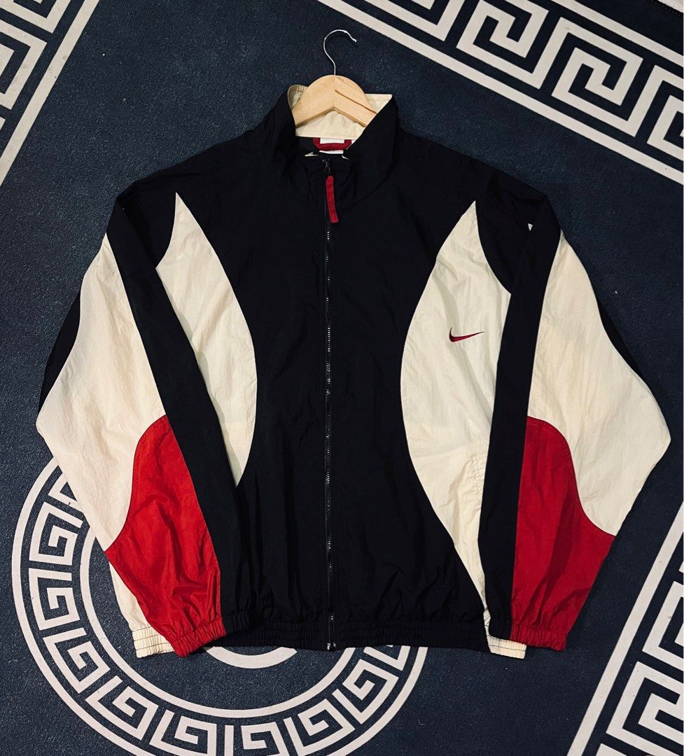 Nike vintage windbreaker colorblock