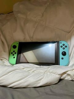 Nintendo Switch V2 Animal crossing Special Edition