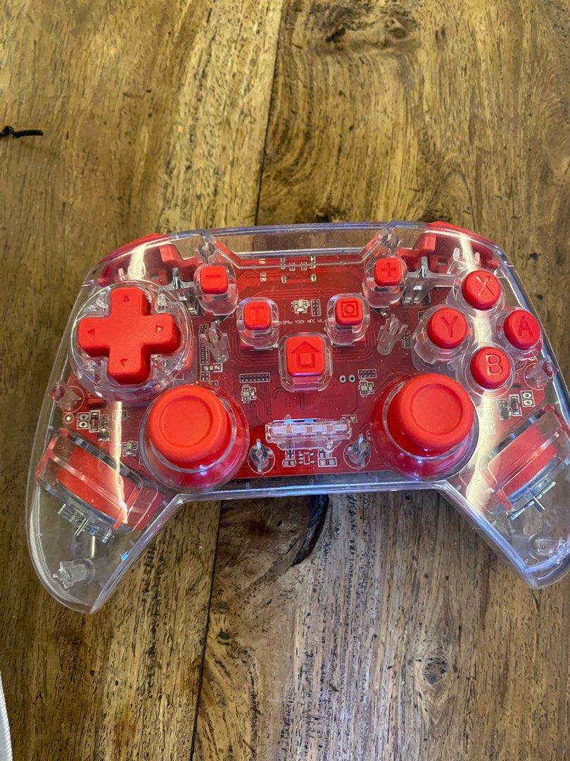 Nitendo Switch controller (Category: Nintendo) located in Singapore. Submitted by kiyoshi.murakami (Listing ID 1288832336, Image 2). Description: Controller $30 Oled Switch $350 Oled switch with accessories $460 .