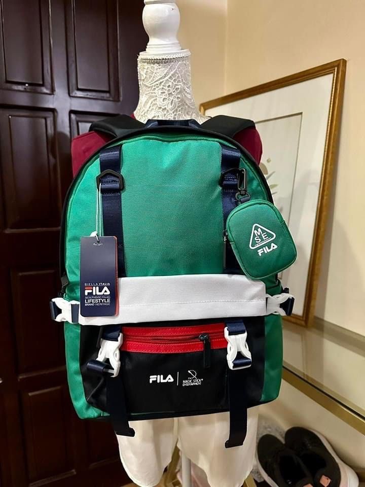 Original Fila Backpack large (Category: Backpacks) located in Mandaluyong City. Submitted by wigglebugph2018 (Listing ID 1288954532, Image 2). Description: Original Large size Loc- mandaluyong Actual pic posted .