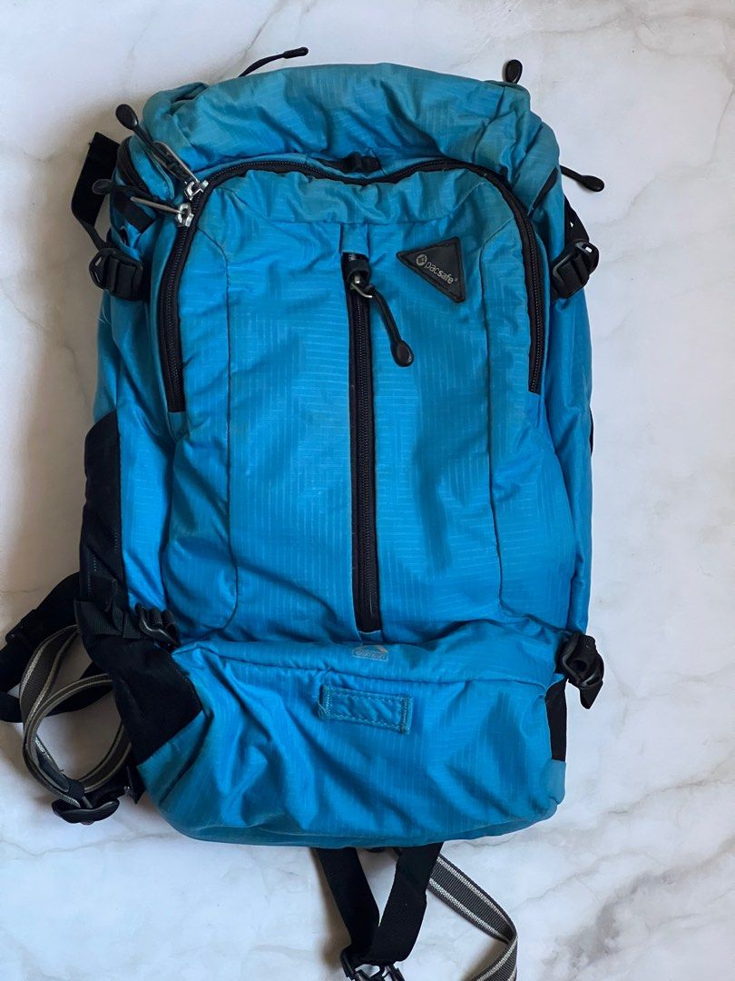 Pacsafe VENTURESAFE X22 backpack 22L