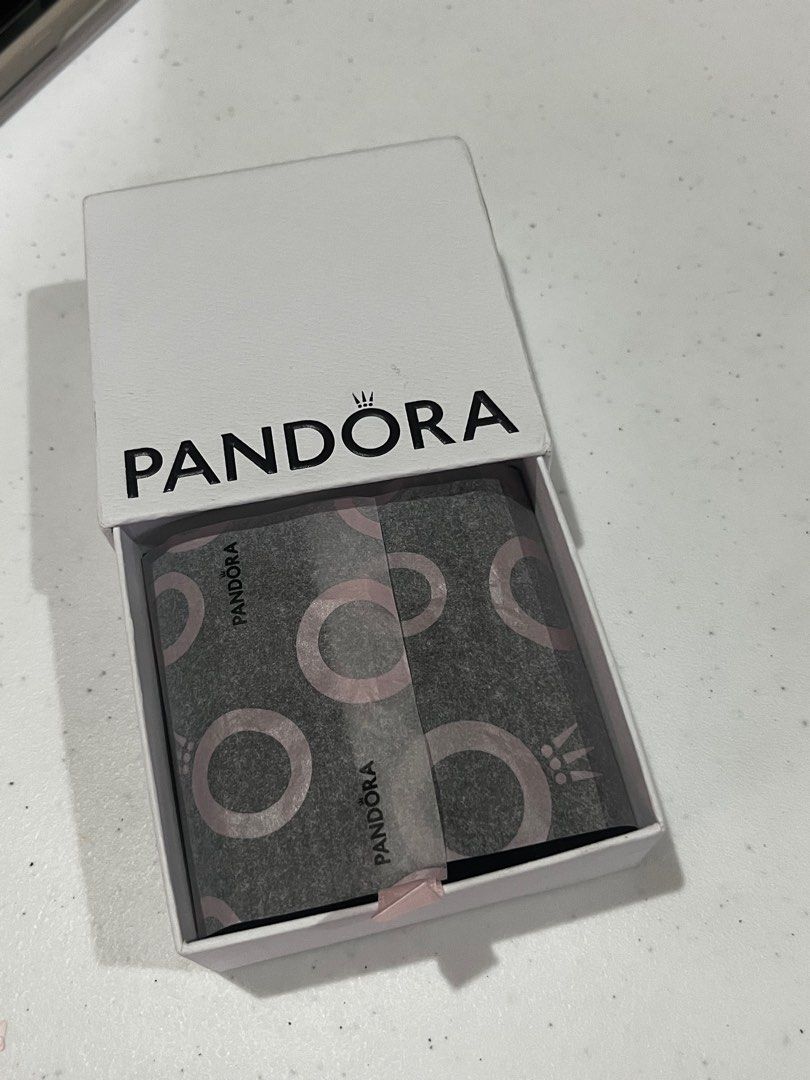 Pandora leather bracelet love knot (Category: Bracelets) located in Valenzuela. Submitted by kkettlecorn (Listing ID 1288748972, Image 3). Description: rfs: gift lang never used negotiable for sure buyers size 19 brand new super nice unisex.