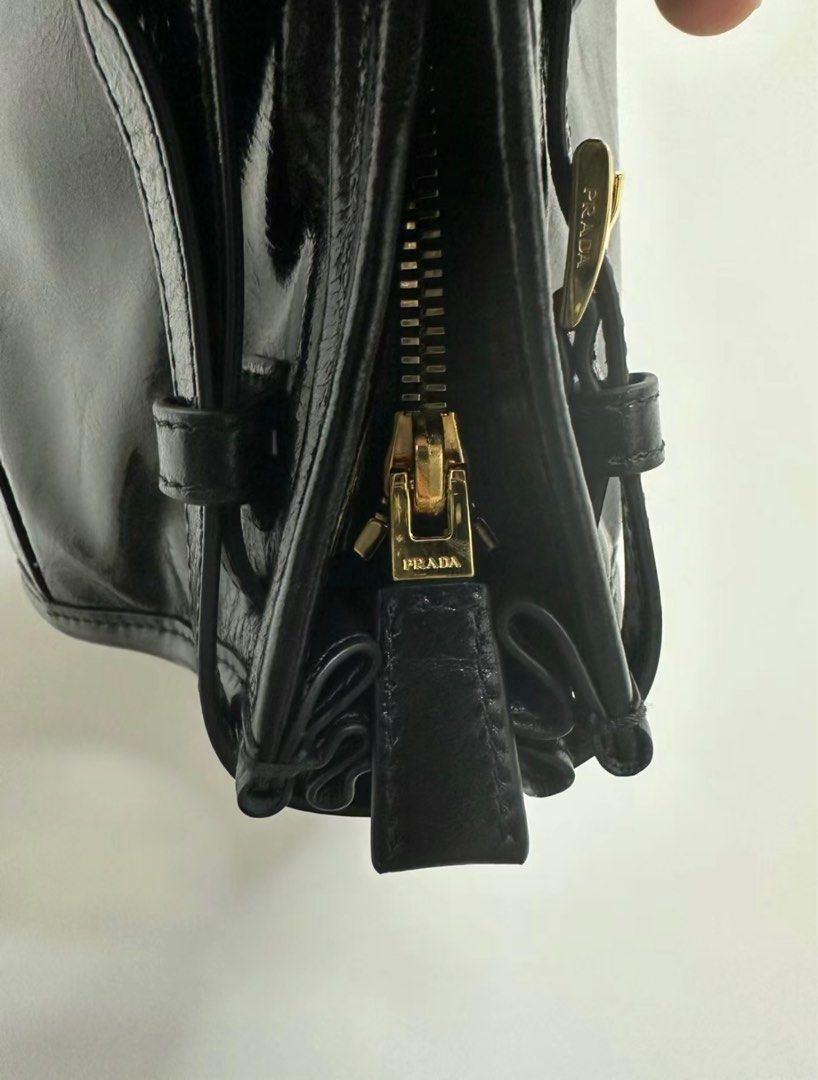 PRADA(プラダ)/関税送料込み Softlux Tote Bag (Medium) Women's Totes | PRADA