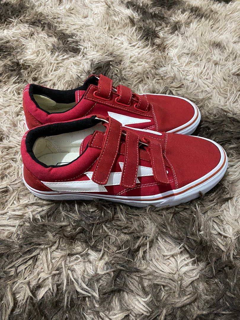 Revenge x online storm red velcro