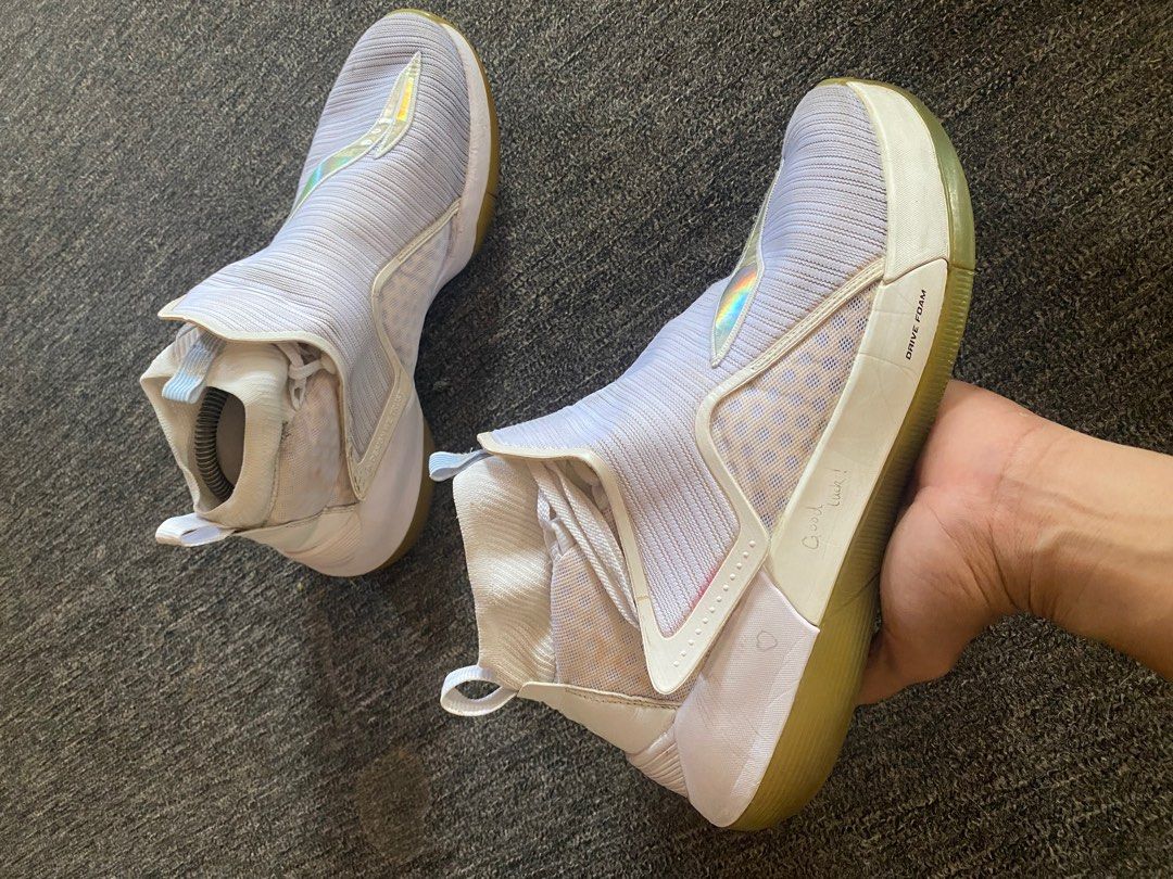 Size 9 in store nike to adidas