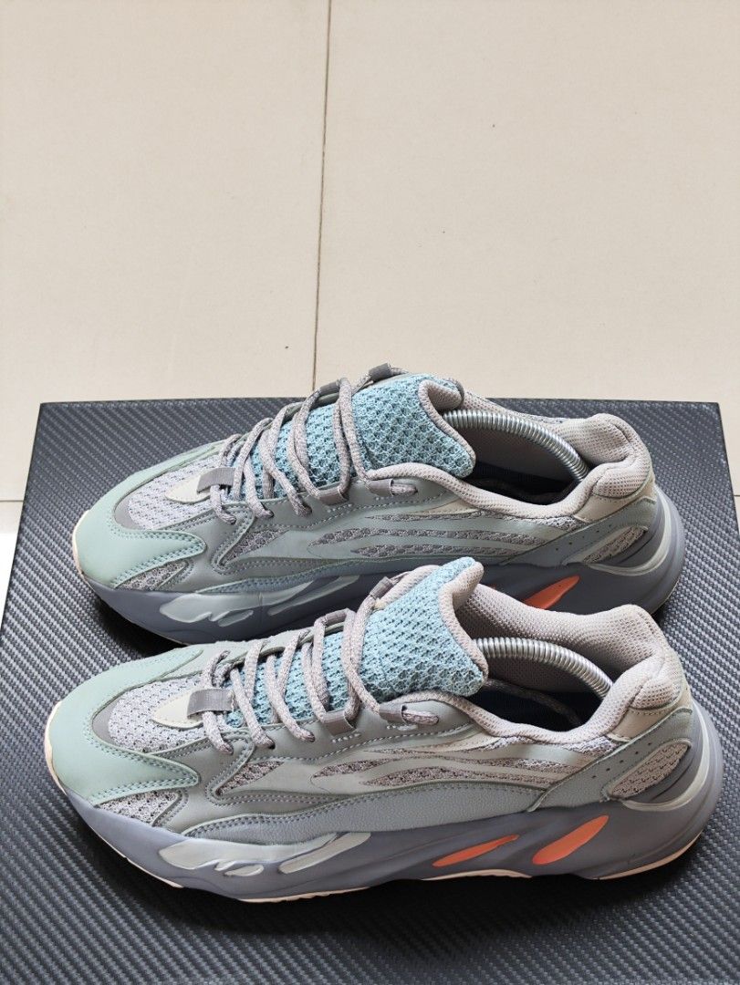 SEPATU ADIDAS YEEZY BOOST 700 V2 CHINA SNEAKERS ADIDAS YEEZY 700 V2