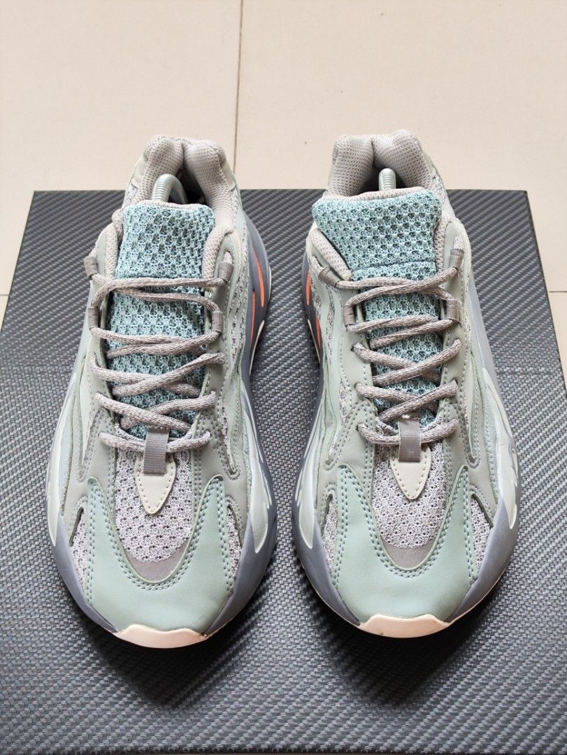 SEPATU ADIDAS YEEZY BOOST 700 V2 CHINA SNEAKERS ADIDAS YEEZY 700 V2