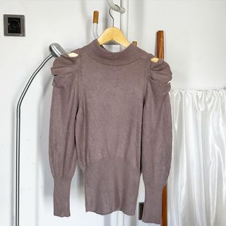 (Kategori: ) berada di . Dikirim oleh slv.wear (ID iklan 1288712797, Gambar 1). Deskripsi: .