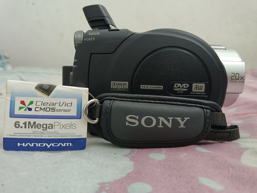 SONY HANDYCAM WIDE LCD (N50), Photography, Video Cameras on Carousell
