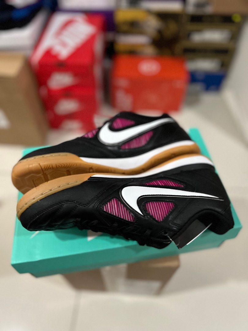 Nike supreme sale gato black