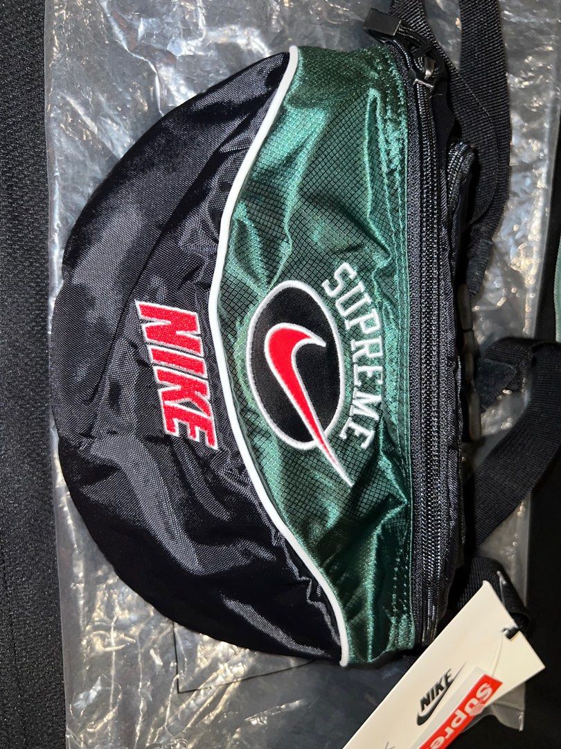 Supreme nike shoulder on sale bag