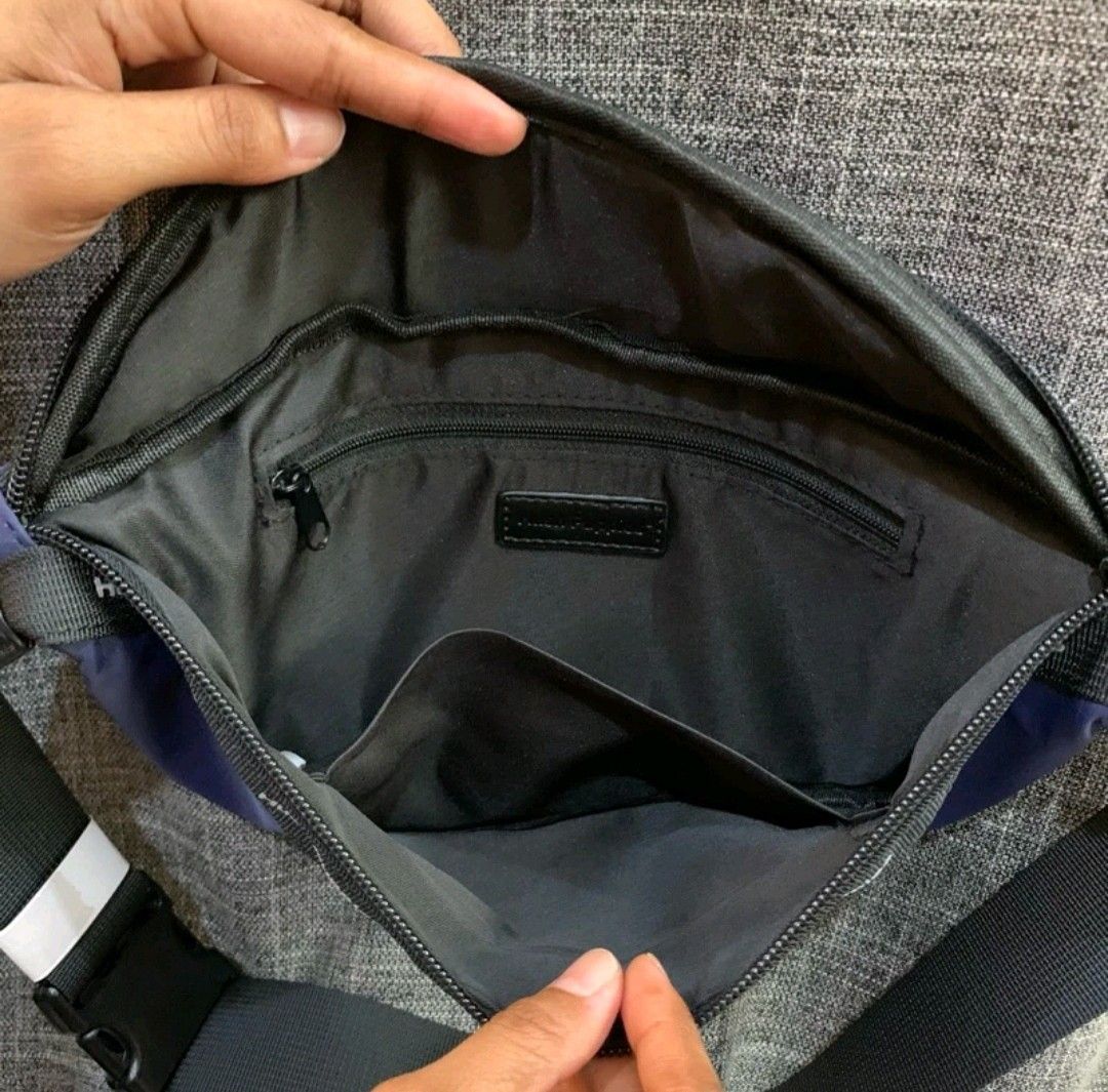 Tas Hush Puppies / Tas Pria Hush Puppies / Waist Bag / Hush Puppies Bag