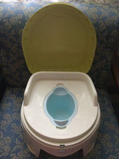 The First Years Potty Trainer