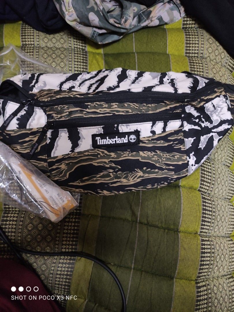 Timberland on sale camo luggage