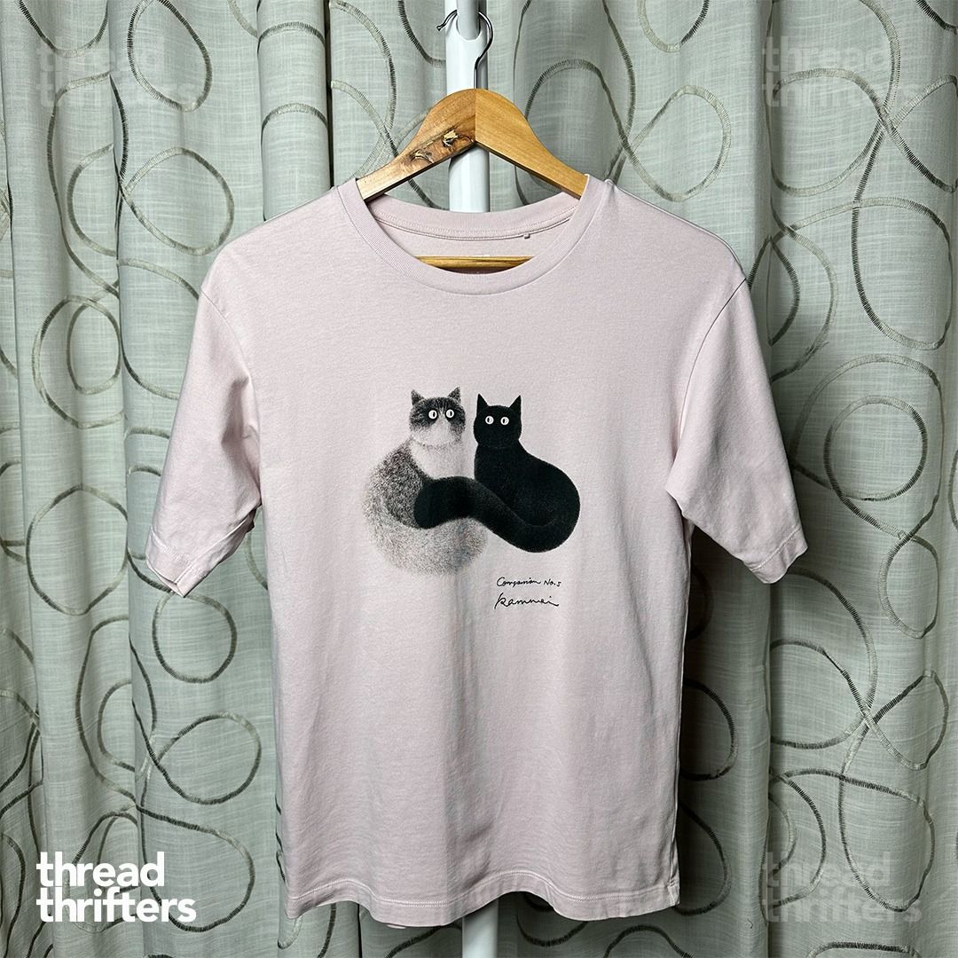 TTT049 - Uniqlo (Category: Tshirts & Polo Shirts ) located in Quezon City. Submitted by threadthrifters (Listing ID 1288812661, Image 1). Description: Item Code: TTT049 Brand: Uniqlo Dimes: 19" x 25" Size on Tag: M Material: Cotton Price: 170 Features/flaws: good to excellent condition .