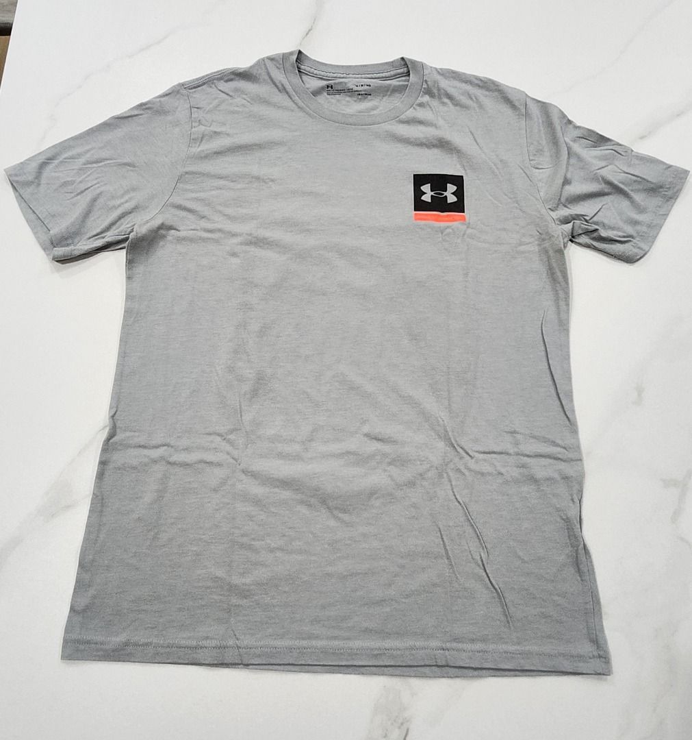 Under Armour t shirt